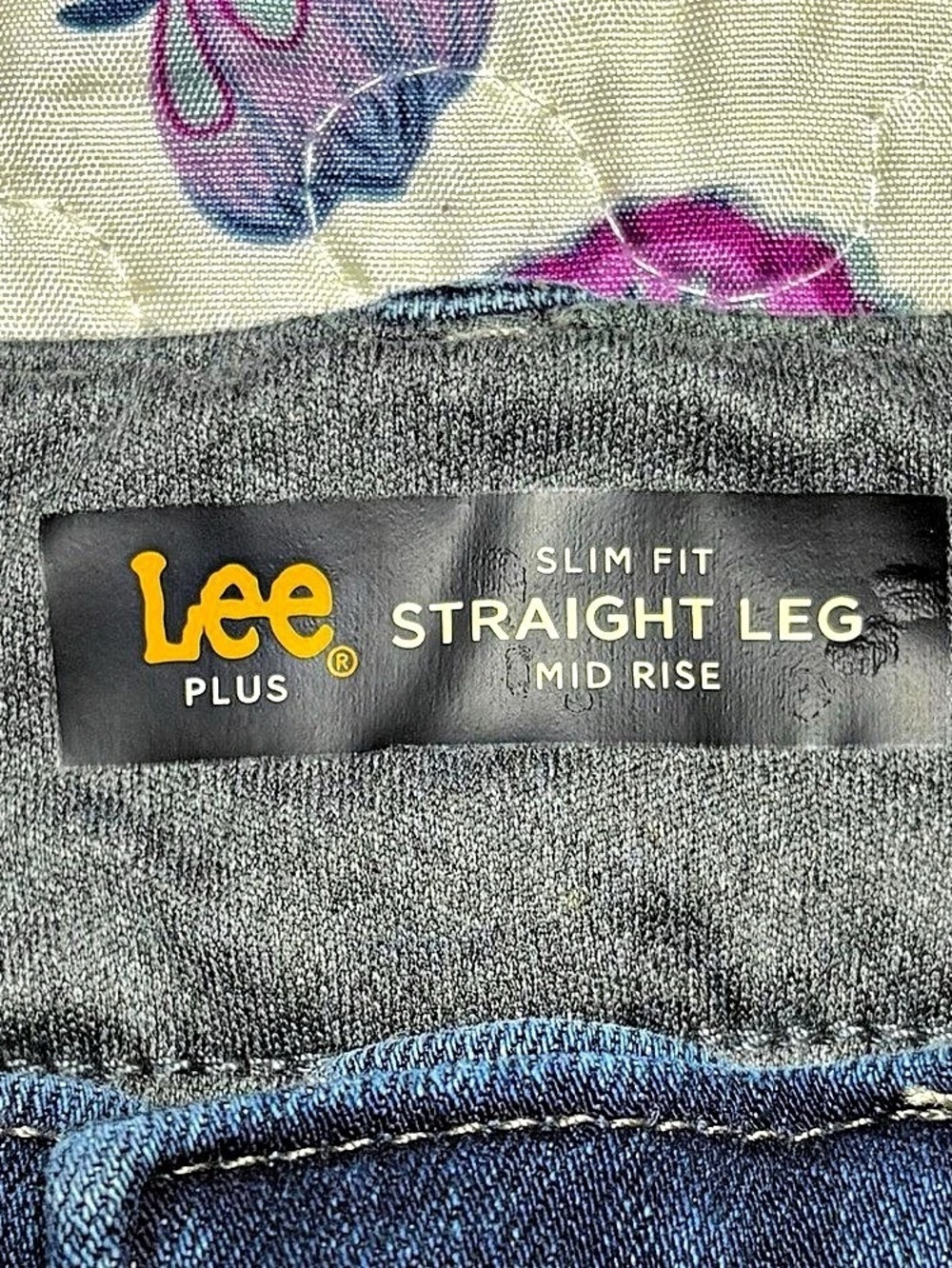 Lee Plus Slim Fit Straight Leg Mid Rise Blue Jeans 20W Long - Picture 4 of 6